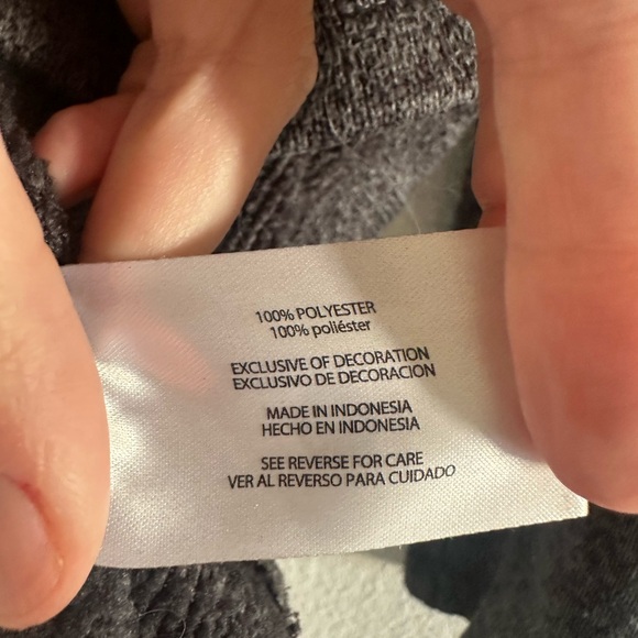 Woolrich Men's Charcoal Quarter Zip Sweater with Blue Trim - Picture 4 of 5